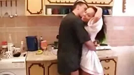 سبزه داغ در بازیگران ...