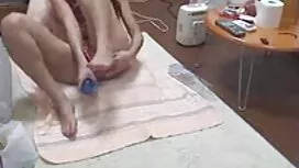 بلوند لاغر یک الاغ م ...