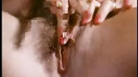 شخص با همکلاسی خود ر ...