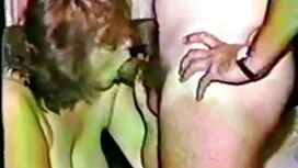 شخص یک سبزه نقاب دار ...